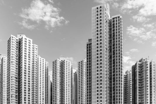 Poster Hongkong 3, zwart-wit stadsfotografie met stedelijke skyline ingelijst