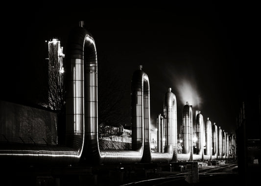 Poster Rotterdam 8, zwart-wit stadsfotografie met stedelijke skyline ingelijst