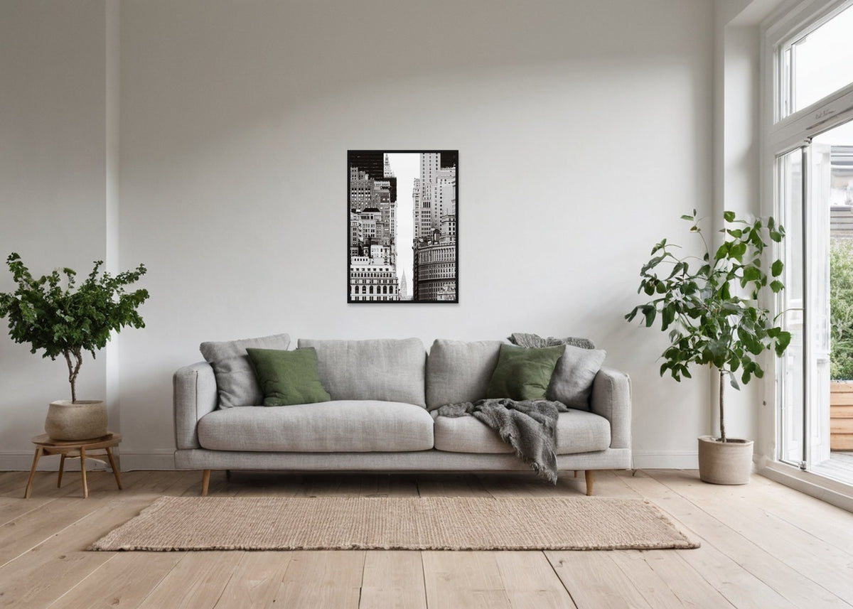 Poster New York 10 stadsfotografie ingelijst aan de muur in een woonkamer
