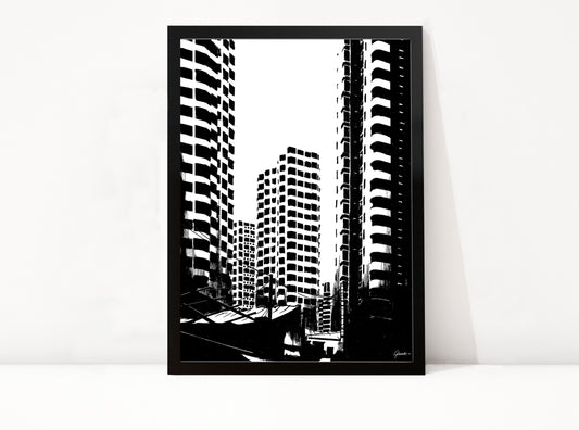 Poster Shanghai Highrise ingelijst, zwart-wit inkttekening van woontorens van onderaf