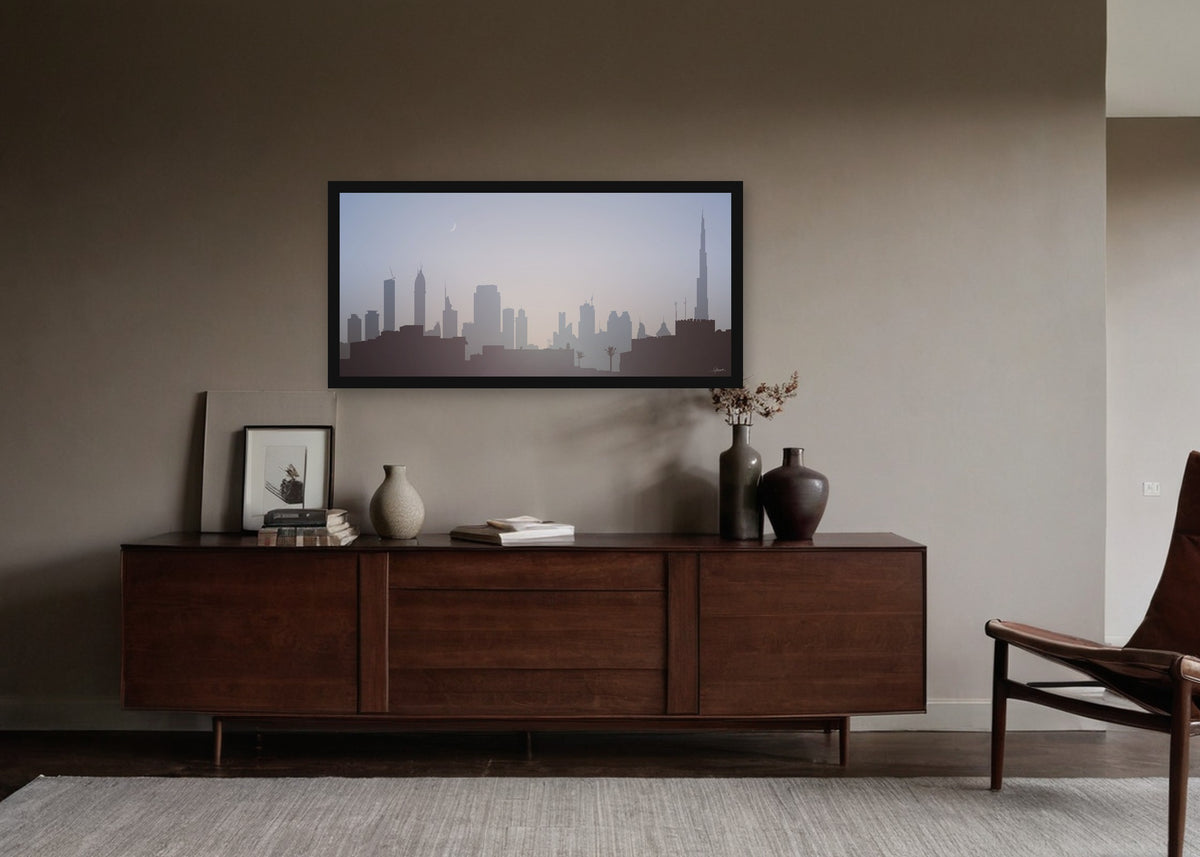 Poster Dubai Dawn ingelijst aan de muur in een woonkamer