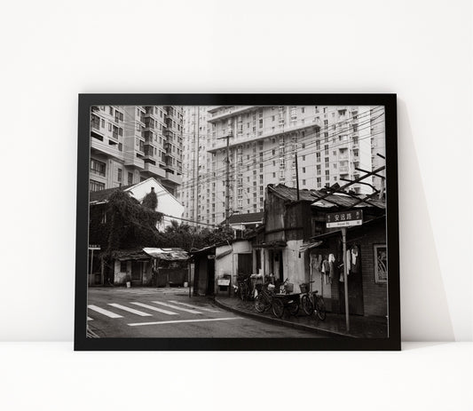 Poster Shanghai 5 ingelijst, zwart-wit stadsfotografie uit Shanghai